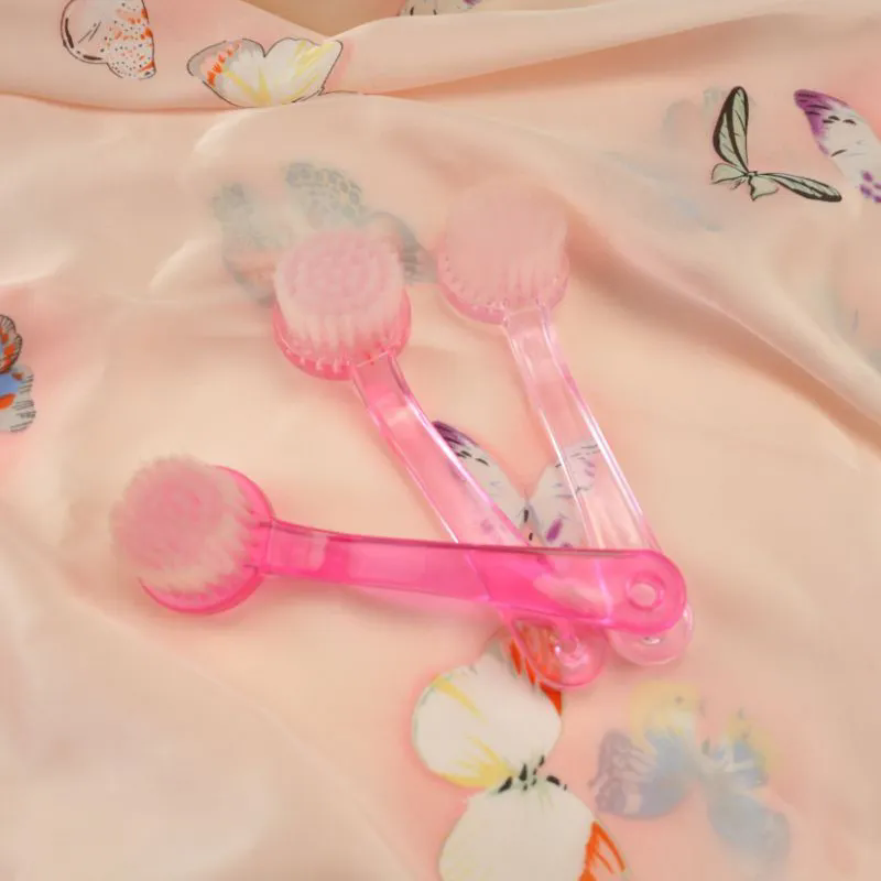 Adakah berus plastik baik untuk rambut?